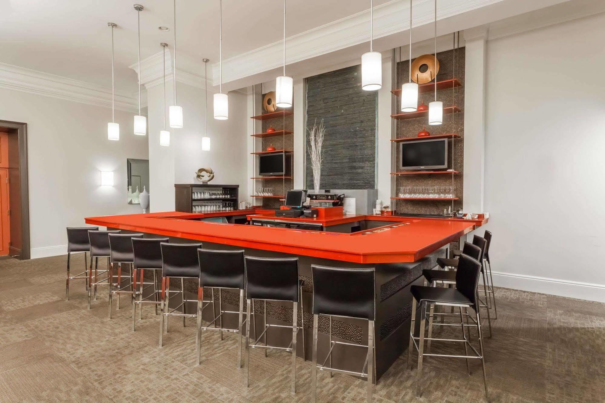 Ramada By Wyndham Rock Hill At Sullivan Center Экстерьер фото
