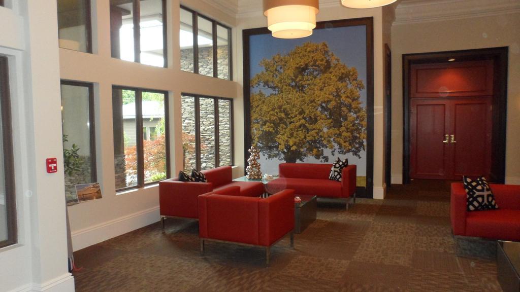 Ramada By Wyndham Rock Hill At Sullivan Center Экстерьер фото