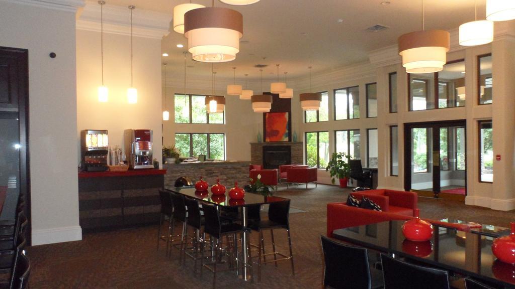 Ramada By Wyndham Rock Hill At Sullivan Center Экстерьер фото